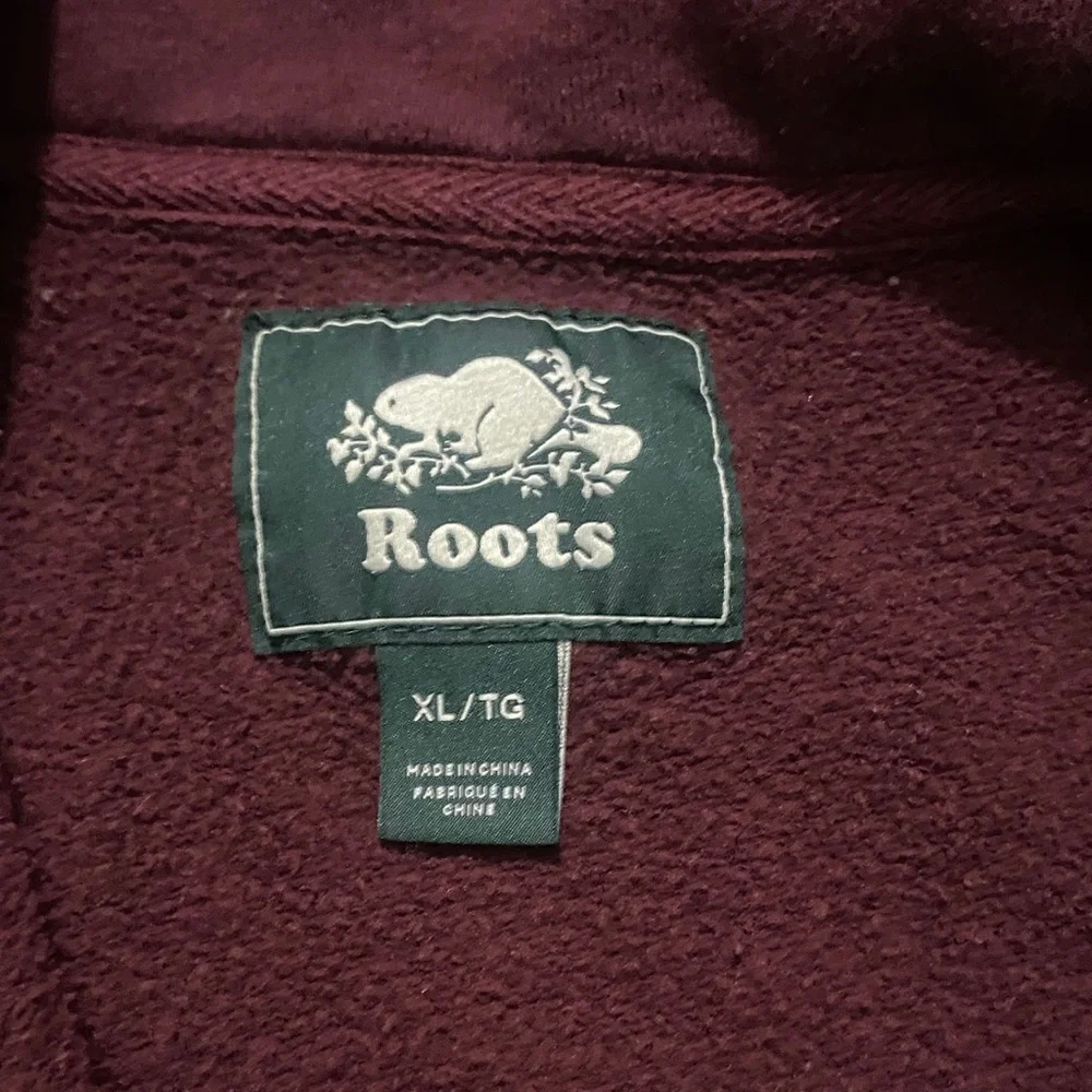 Roots Women’s Maroon Zip-Up Sweater - Picture 2 of 2